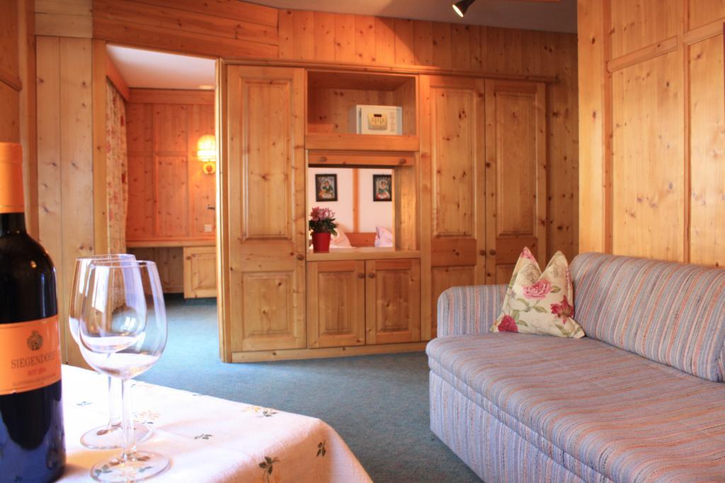 Hotel-Gasthof "Zur Muehle" Kaprun Phòng bức ảnh